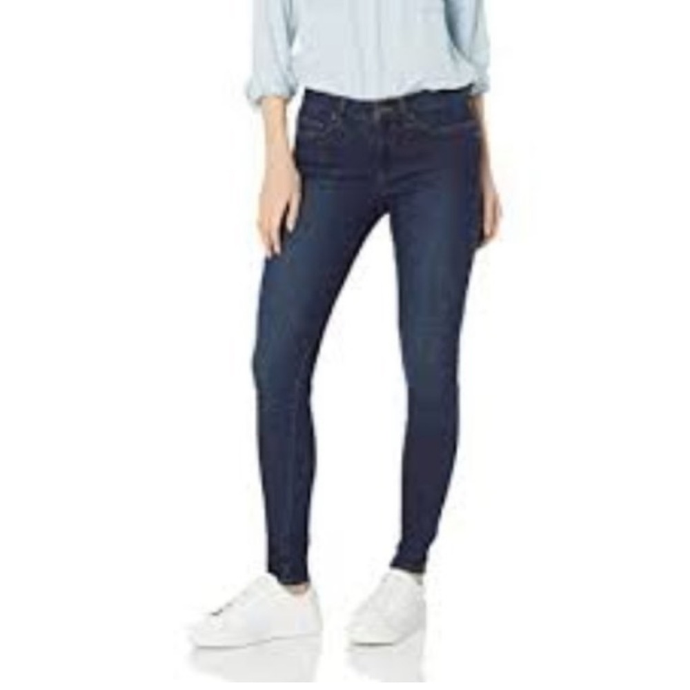 Daily Ritual 5 Pocjet Skinny Jeans- worn a few times- good shape